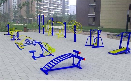 玉峰健身路径器材