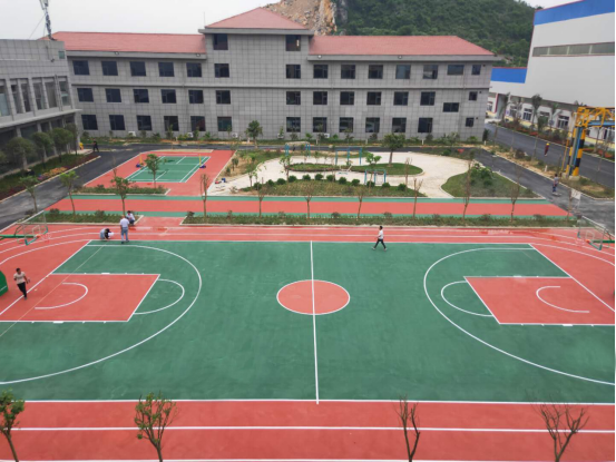 广西汇宾钙业丙烯酸塑胶篮球场羽毛球场项目
