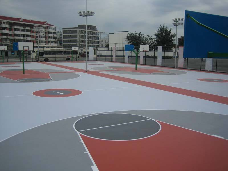 塑胶篮球场被广泛认可和普及是因为什么呢？