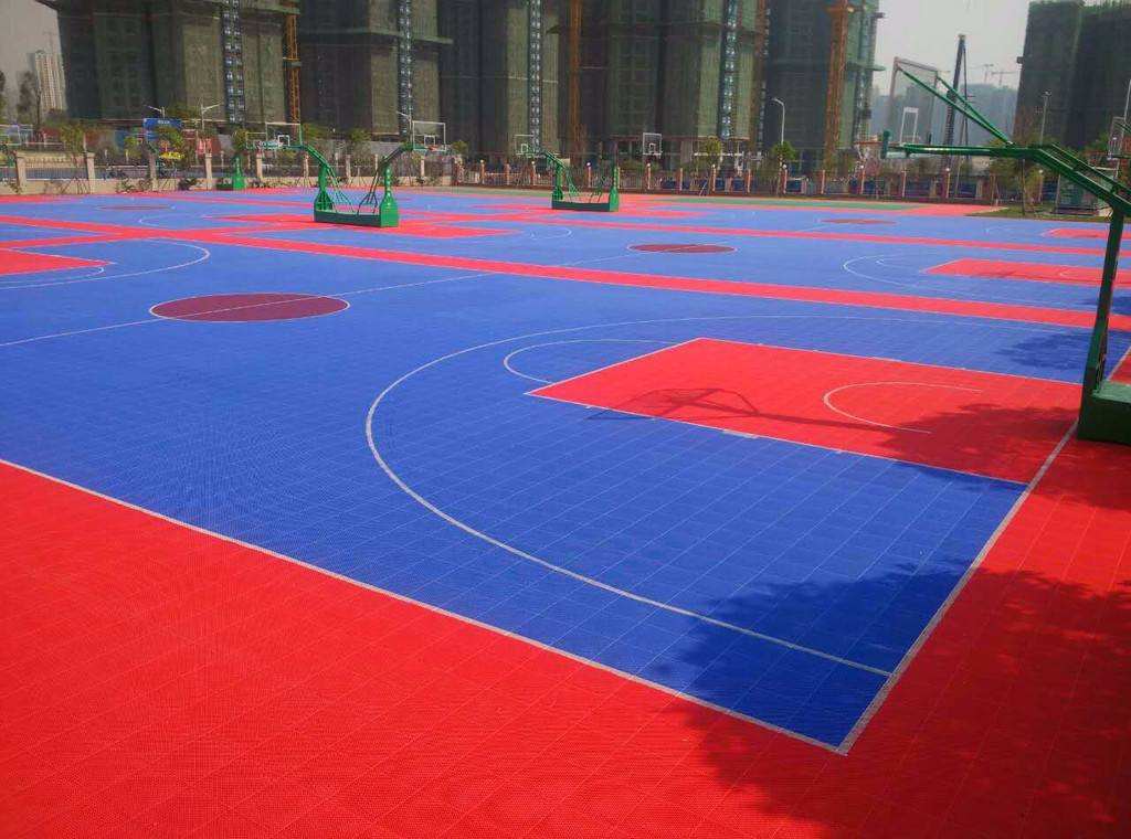 悬浮拼装地板篮球场